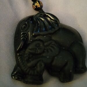 MAMA AND BABY ELEPHANT ONYX PENDANT 24-IN ONYX BEAD NECKLACE OFFERS WELCOME TO